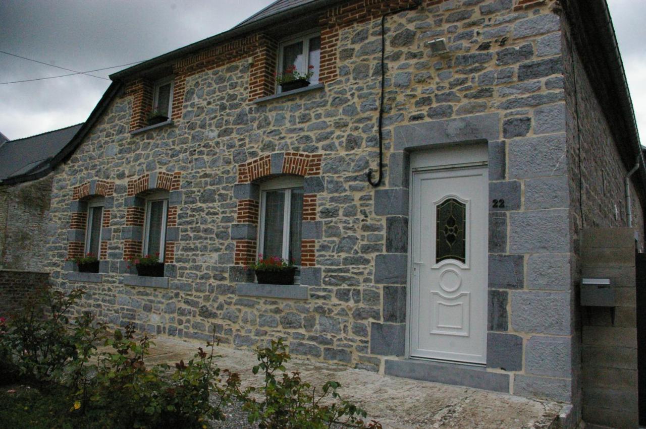 Au Charme D'Antan Bed & Breakfast Féron Exterior foto